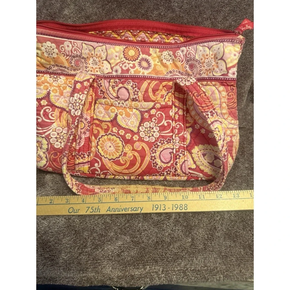 RETIRED 2009 Vera Bradley Raspberry Fizz Vera Tote Women's Purse